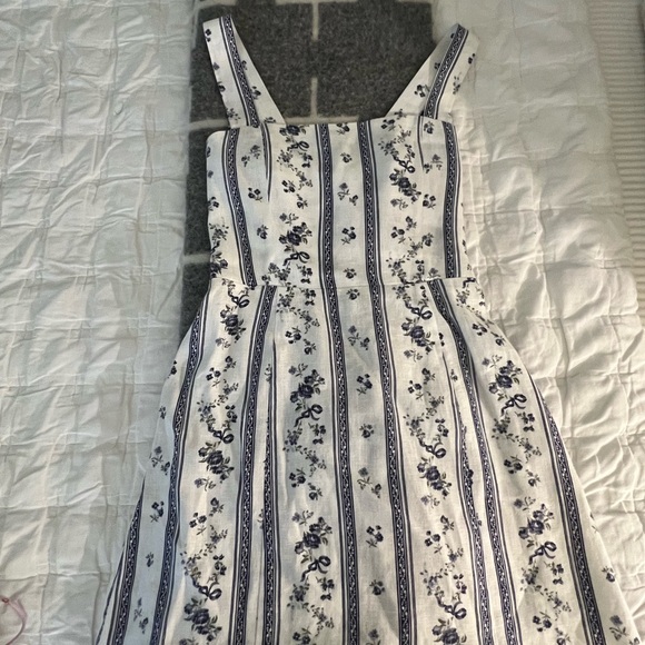 Reformation Brigitte Linen Dress Roquefort 6 - Picture 4 of 9